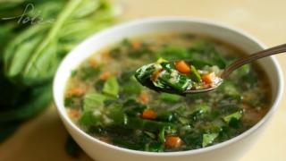 Hoe groene soep te maken
